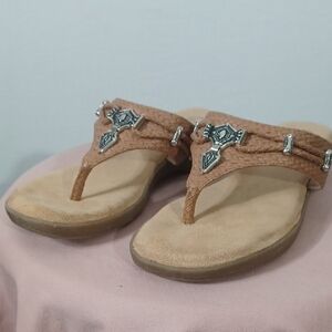 Cliffs by WHITE MOUNTAIN Tan Sandals with Silver Details